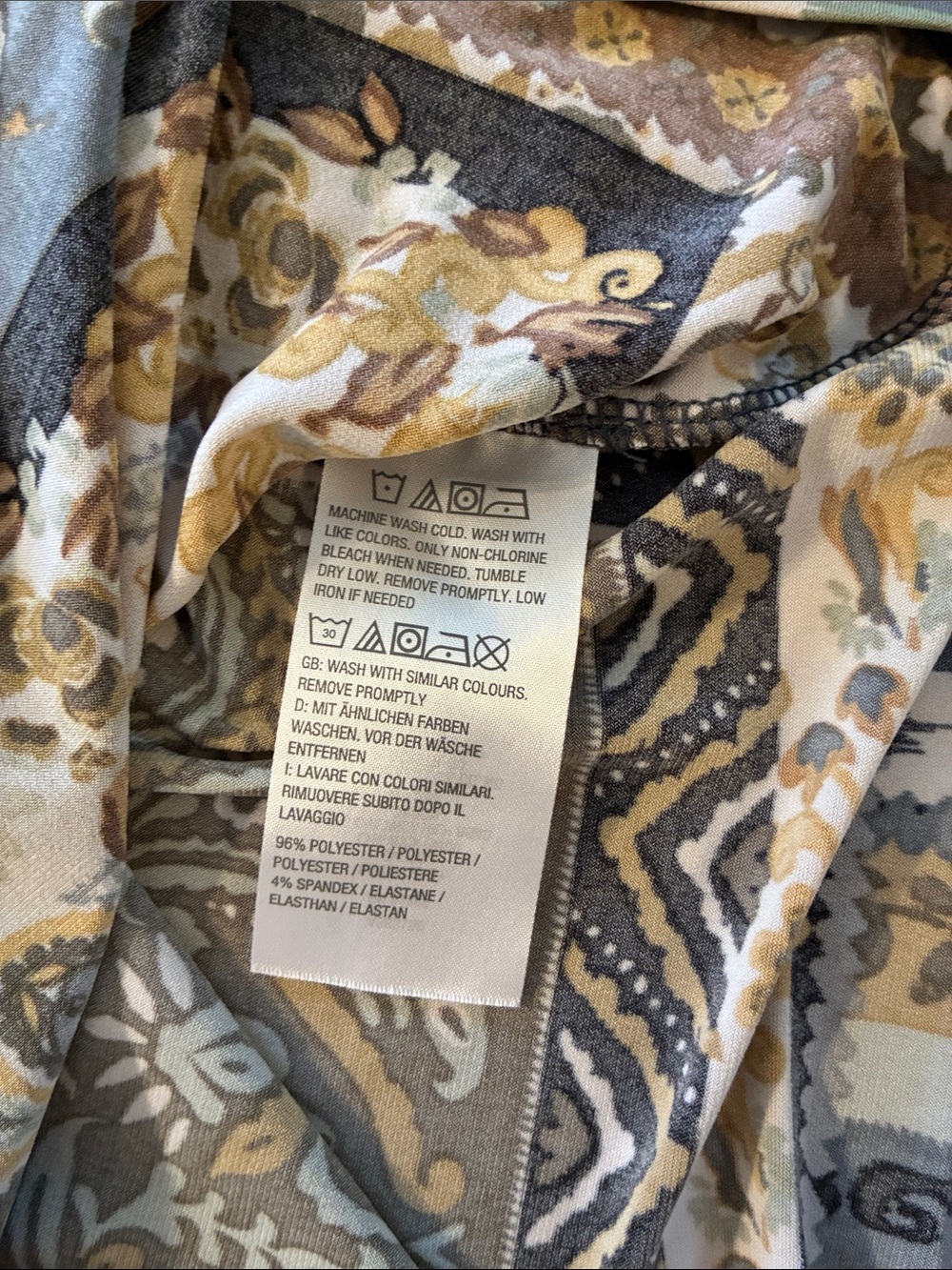 Susan Graver Paisley/Floral Printed V-Neck Top XL - Picture 10 of 10